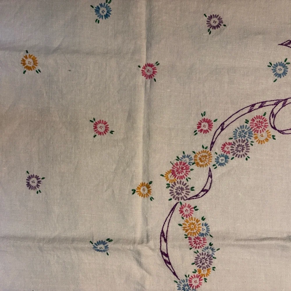 vintage hand embroidered linen tablecloth